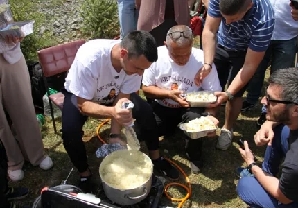 Sjutra se bira najbolji kačamak u Kučima, u trci 20 ekipa iz zemlje i regiona
