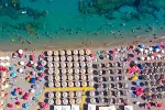 Budva: Komplet ležaljki od 10 do 50 eura, mišljenja građana i turista podijeljena