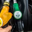 Od ponoći skuplji benzin, dizel pojeftinjuje cent