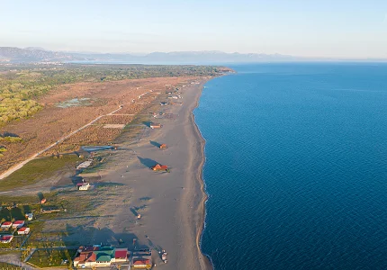 EXIT to Montenegro čuva ekosistem Velike plaže: Parking pomjeren zbog pčelarica, dine ograđene, publika uključena u reciklažu