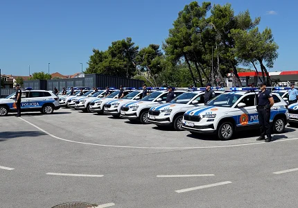 Granična policija dobila 23 nova službena vozila
