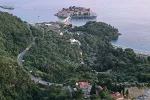 Rađenović protiv sopstvenog modela: Lažna prijava kao uvod u performans za 13. jul