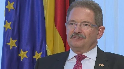 Felten: Vrijeme je da vlast i opozicija obezbijede široku podršku za predstojeće ključne odluke