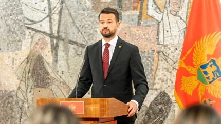 Milatović potpisao ukaze o proglašenju 11 zakona