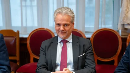 Satler: Bez odlaganja završiti proces izmjena Ustava
