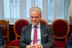 Satler: Bez odlaganja završiti proces izmjena Ustava