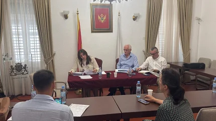 Održana javna tribina o Elaboratu za turističko naselje sa pet zvjezdica u Krimovicama