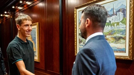 Milatović uručio pasoš Marku Pavloviću: Crna Gora dobila pojačanje za budućnost vaterpola