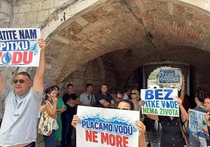 Druga blokada kotorskog Starog grada zbog problema sa vodom