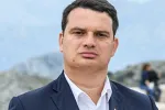 Odžić: Ministri bez zaduženja i ministri koji “koordiniraju između vlade i meteo centara i piljara” postaju hit ljetnjih transfera