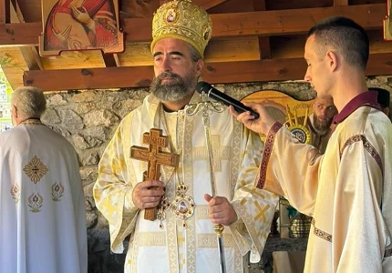 Mitropolit Metodije služio liturgiju na Ilindanskom saboru u manastiru Zlateš, uručene gramate dobrotvorima