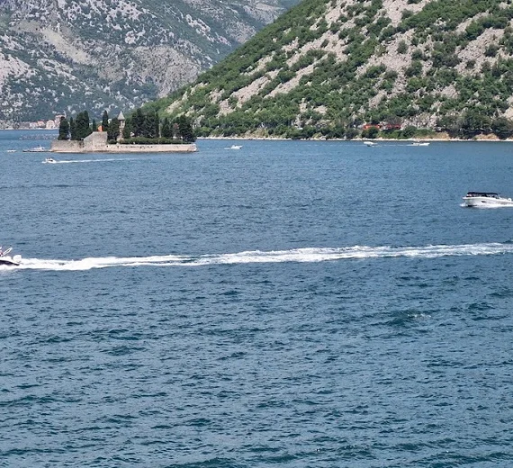 Pojačan nadzor pomorskog saobraćaja u Boki Kotorskoj
