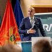 Rađenović: Nakon mjesec dana od otvaranja Svetog Stefana, on je i dalje zatvoren za građane