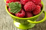 Crveno zlato: Zašto su maline nutritivni šampion i 10 prednosti koje imaju u odnosu na drugo voće