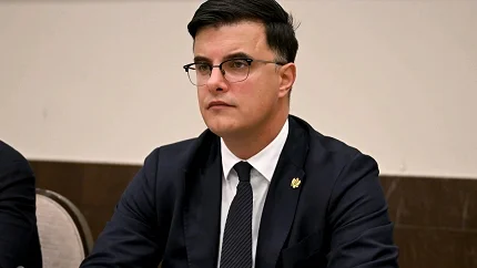 Šaranović: Aktivni požari na tri lokacije, u gašenje uključeni vazduhoplovi MUP-a i Vojske