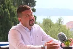Konić za Radio Budvu: Izvanredni rezultati u turizmu, preko 40.000 kategorisanih kreveta i snažna podrška poljoprivredi i preduzetništvu