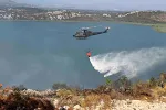 Ulcinj: Požar na Briskoj gori stigao do Šaskog jezera, gase ga vatrogasci i helikopter