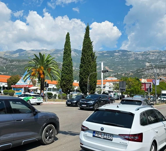 Pratite stanje na granicama i naplatnim punktovima