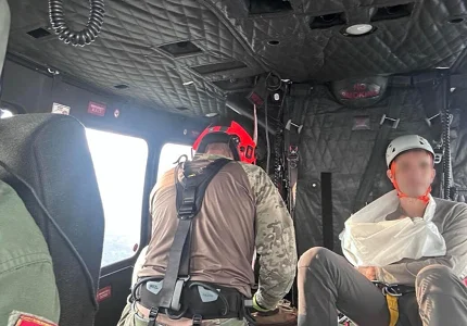 Uspješna akcija Vojske Crne Gore: Povrijeđeni planinar helikopterom evakuisan sa Maganika