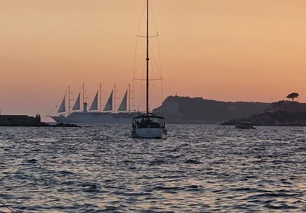 Najveći jedrenjak na svijetu fotografisan sa Mirišta