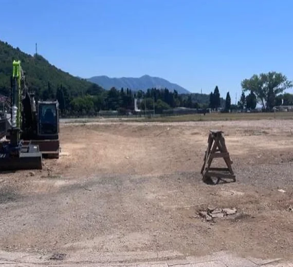 Dječji park na mjestu kuće Lazovića