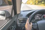 Svaki peti vozač isključuje sistem koji mu može spasiti život