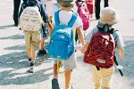 Stručnjaci upozoravaju: Teške đačke torbe zamaraju leđa djece