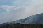 Mještani Cerova u strahu za imanja i stoku: Požar blizu kuća, hitno potreban helikopter