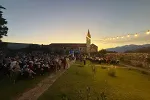 Oko 800 posjetilaca uživalo u klapskoj pjesmi na Gospi od Milosti