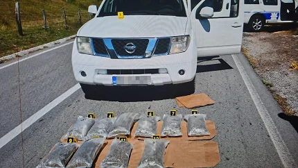 Granična policija zaplijenila 11,3 kilograma marihuane; vozač se nakon potjere dao u bjekstvo