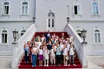 Milatović ugostio osnovce iz Nikšića i štićenike NVO „Put zajedništva“ u Plavom dvorcu