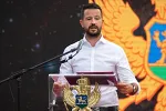 Milatović pozvao mlade da se prijave za stipendiju: 100.000 eura za 20 najboljih studenata u inostranstvu