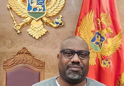 Skupština građanima, a ne političarima: Britanac za 20 mjeseci posjetio više od 30 parlamenata, obišao i crnogorski