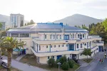 Gradski bazen u Budvi počeo novu sezonu nakon remonta i servisiranja opreme