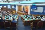 Poslanici danas o predlogu za razrješenje Mandića