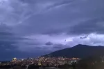 Sjutra crveni alarm za primorje i centralni dio, do 23 stepena
