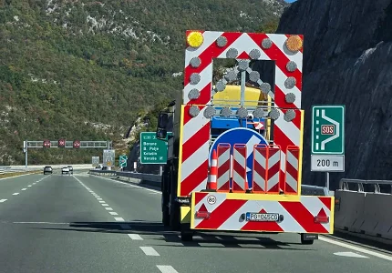 Zastoji i povremena ograničenja na putevima gdje se izvode radovi