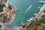 Kotor: Policija identifikovala šetoricu maloljetnika zbog uznemiravanja turistkinje