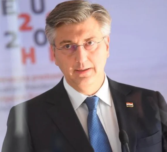 Plenković: Napredak Crne Gore ka EU da prati pomak u rješavanju pitanja sa Hrvatskom