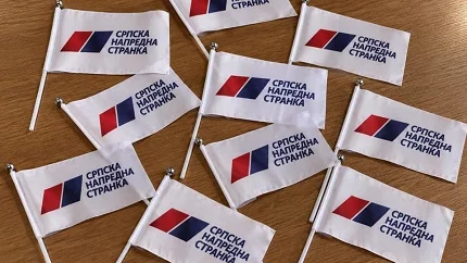 Miloš Janjušević pobjegao diplomatskim vozilom, u stanovima u Budvi pronađen promo materijal SNS