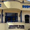 Gradski bazen „Dragan Trifunović“: Vrata otvorena od ranog jutra, u toku rekonstrukcija svlačionica i toaleta