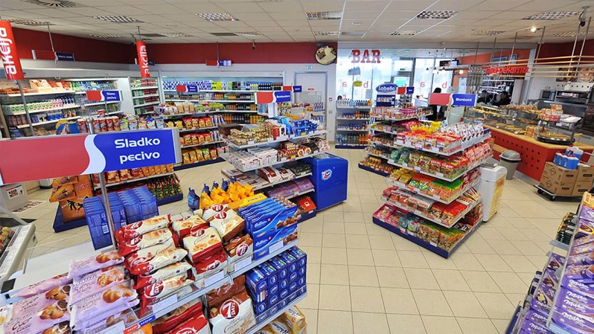 Prodavnica na benzinskoj pumpi (Ilustracija, foto: Petrol.si)