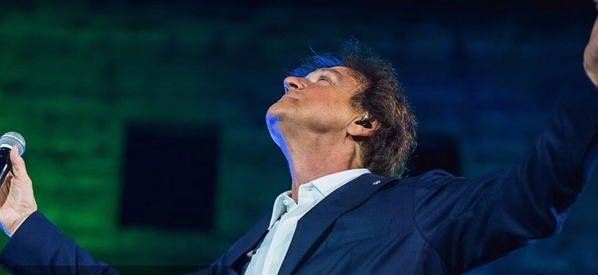 Zdravko Čolić