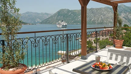 Prvi maj na obali Boke: Iskustvo koje opušta 