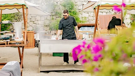DUKLEY RIVIERA ORGANIZUJE VELIKU BBQ ŽURKU NA PLAŽI TOKOM PRAZNIKA POVODOM DANA NEZAVISNOSTI