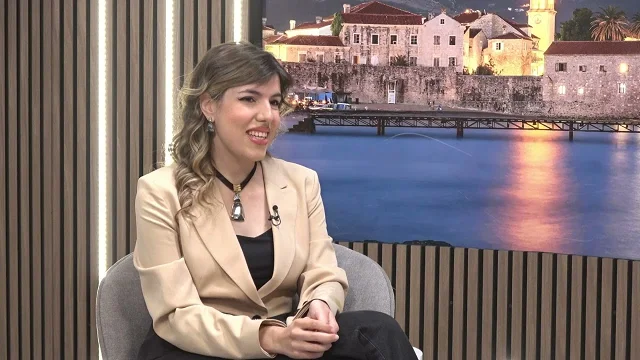 Karla Miranović, stručnjakinja u oblasti komunikacija, humanističkih nauka i astrologije