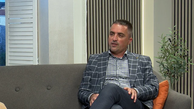 Darko Čelebić, Sekretarijat za lokalnu samoupravu