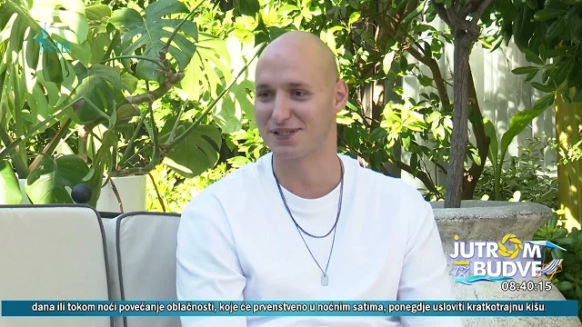 Gost | Mlađen Popović - Nastupanje na Biser Jadrana - Jutrom iz Budve