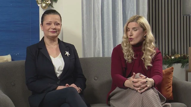 Ana Nikezić Martinović i Stanislava Rajković, hor Magdijas
