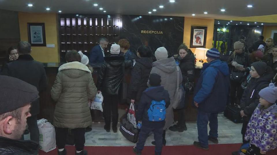 U Crnu Goru došlo preko 33 hiljade Ukrajinaca | Radio Televizija Budva